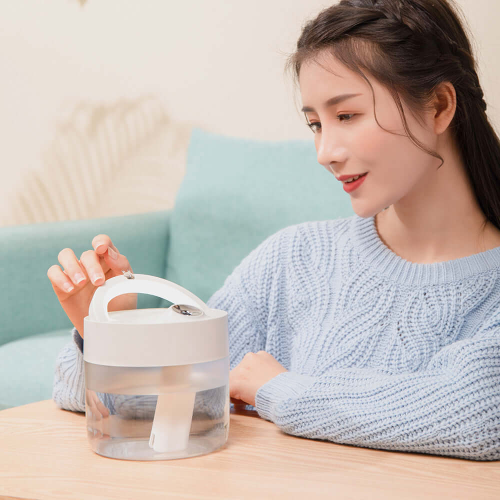 Humidifier dimming mute humidifierWorking voltage: DC5V
 
 Use power: 2.5W
 
 Working current: 400mA
 
 Battery capacity: 3000mAh
 
 Water tank capacity: 1000mL
 
 Color temperature: 3000K
 
 Spray v0My StoreMy StoreHumidifier dimming mute humidifier